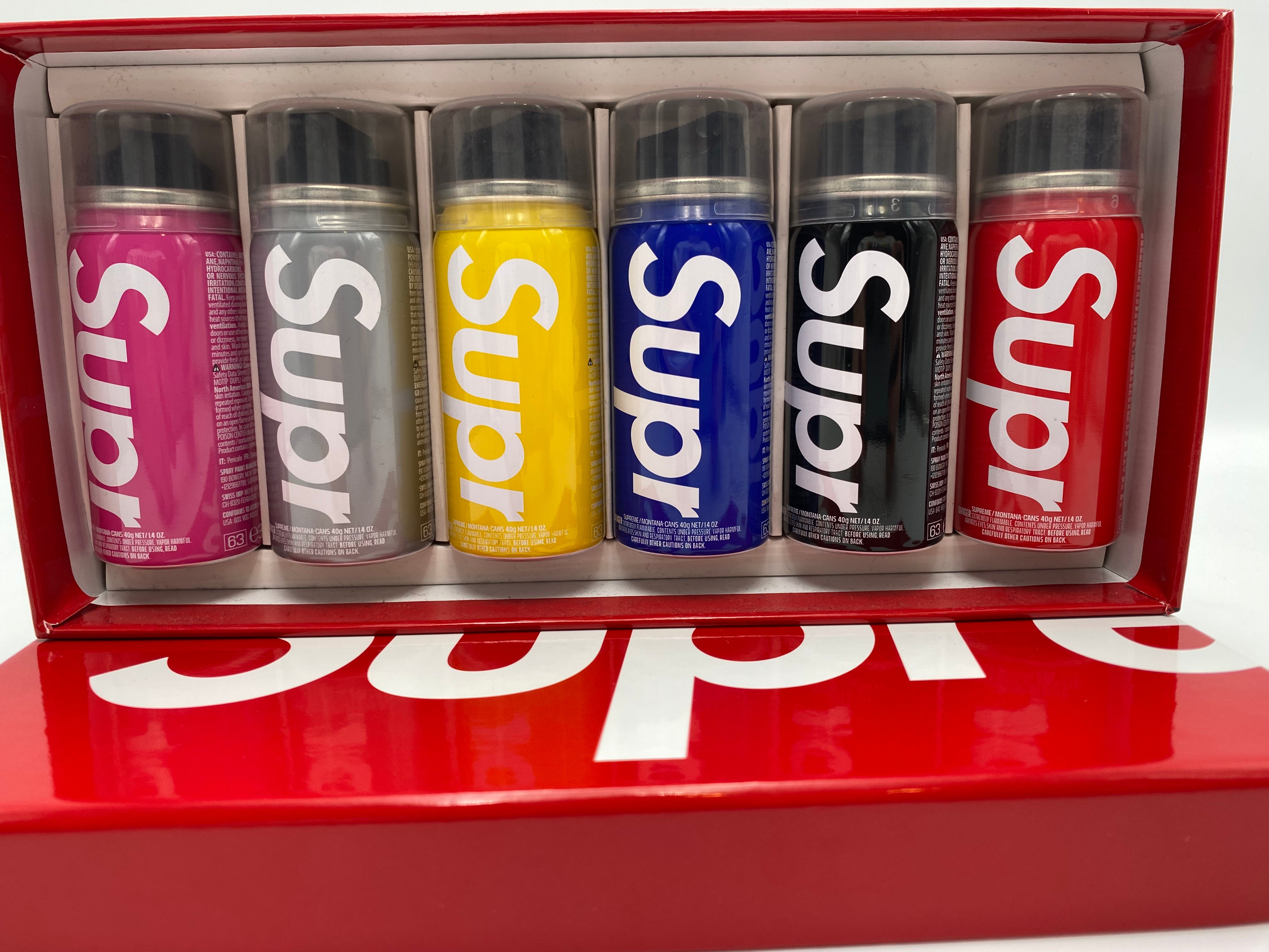 SUPREME SPRAY PAINT