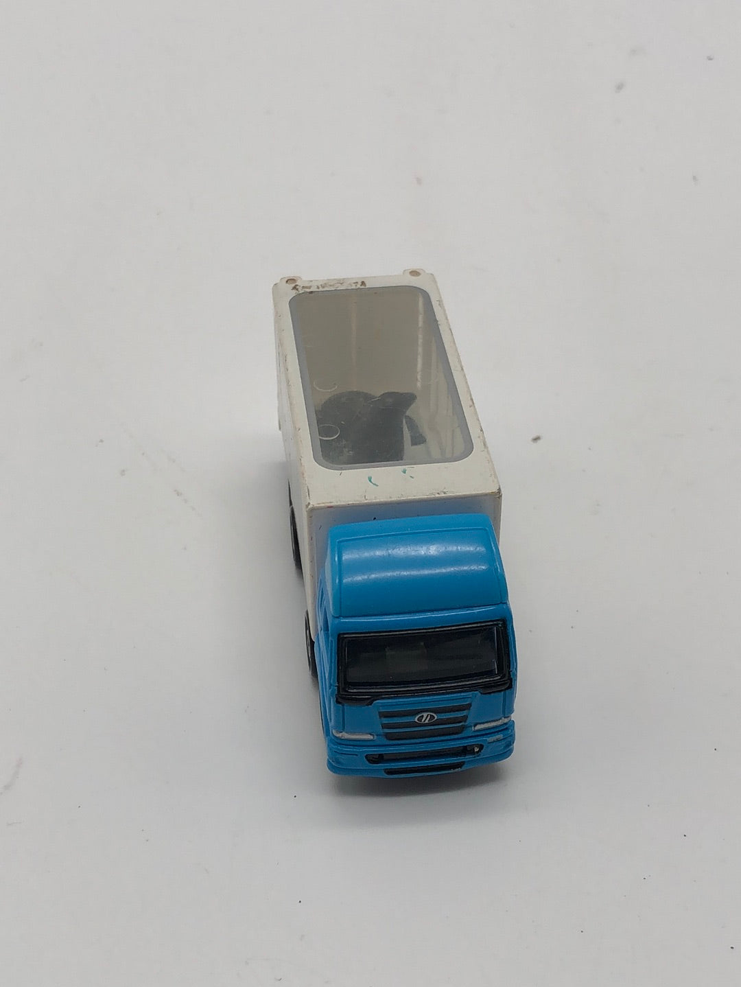 Tomica 47 animal Carrier