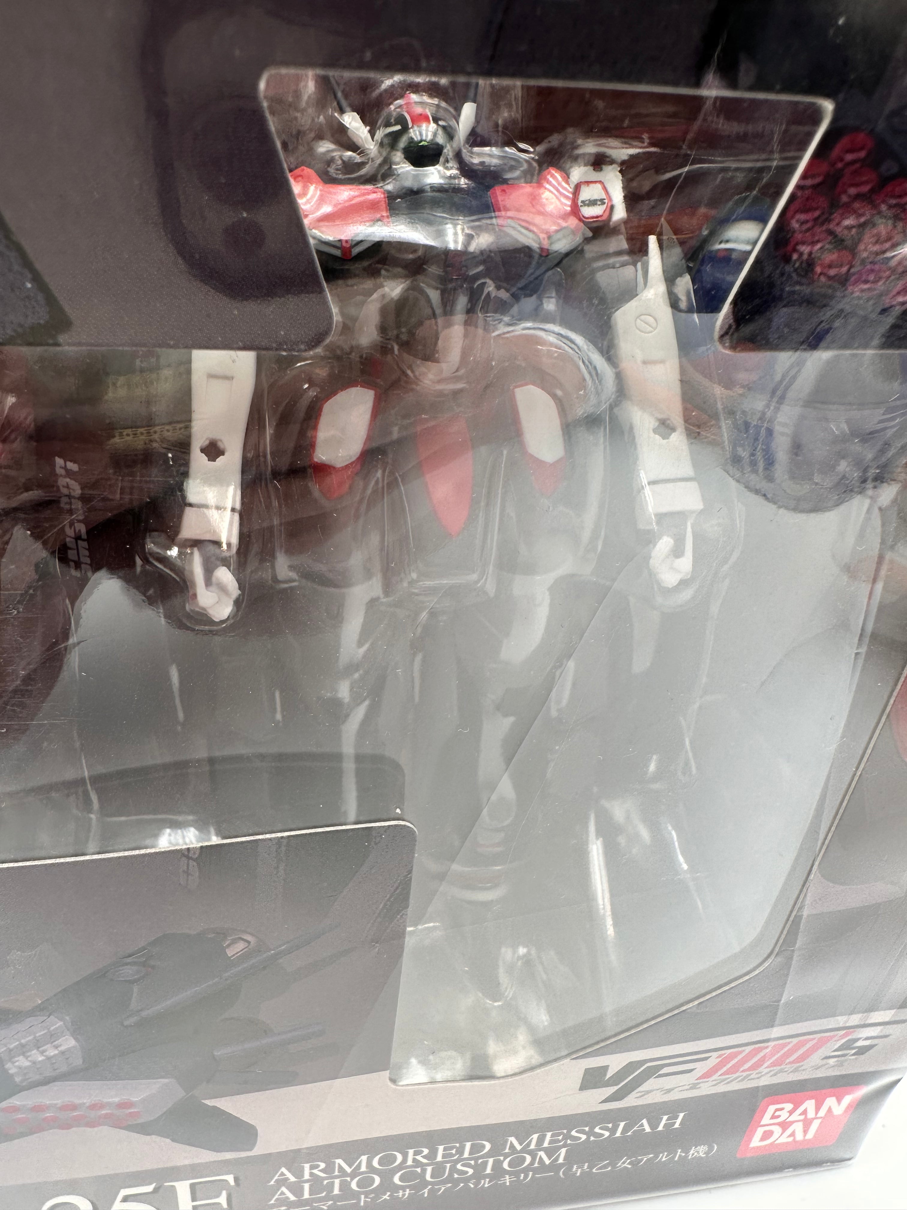 MACROSS VF-25F armored messiah alto custom bandai 2009