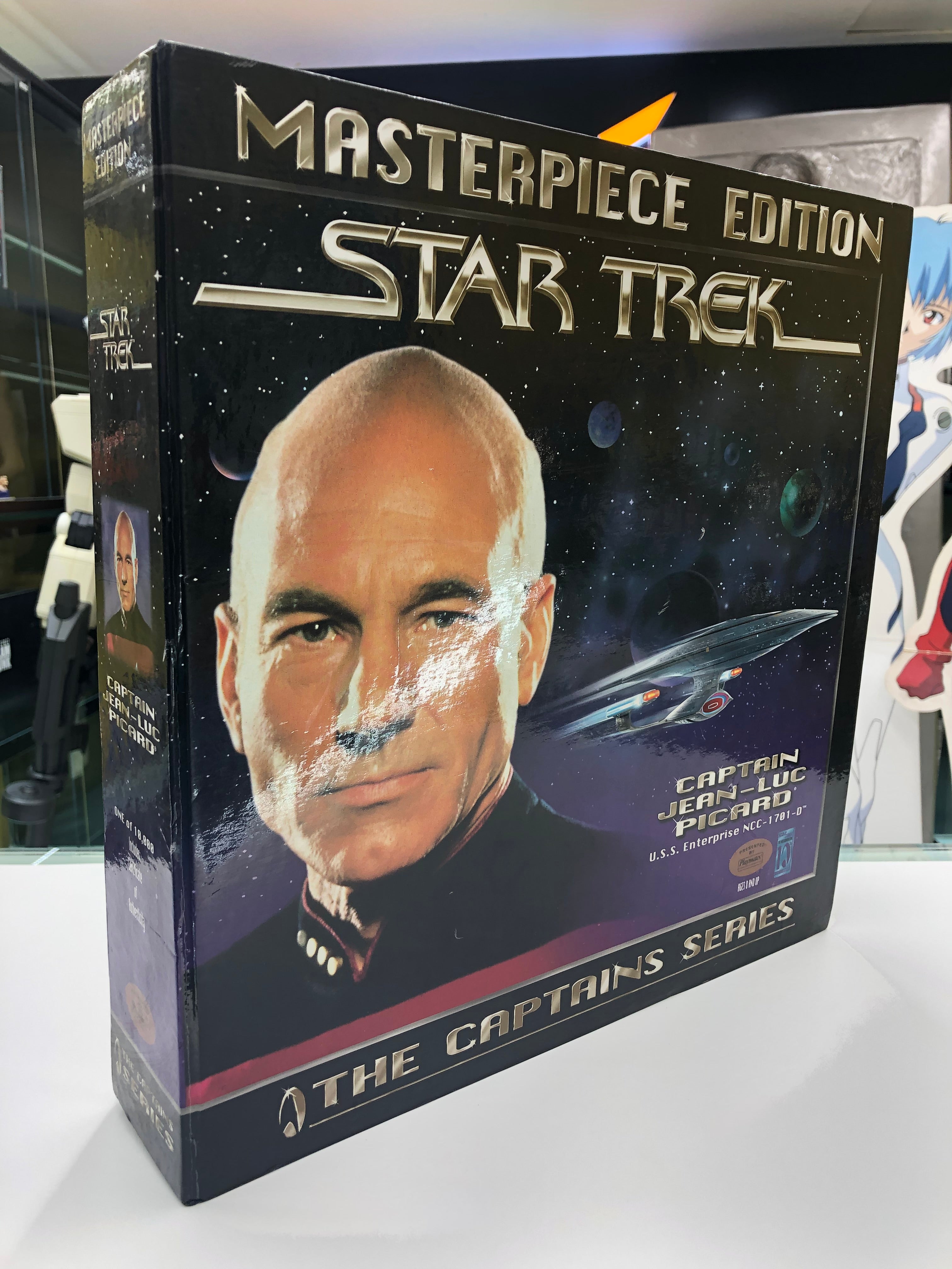 LIMITED EDITION Captain Jean-Luc Picard USS Enterprise NCC-1701-D Star Trek Masterpiece Edition The Captain Series 1997 Playmates Toy