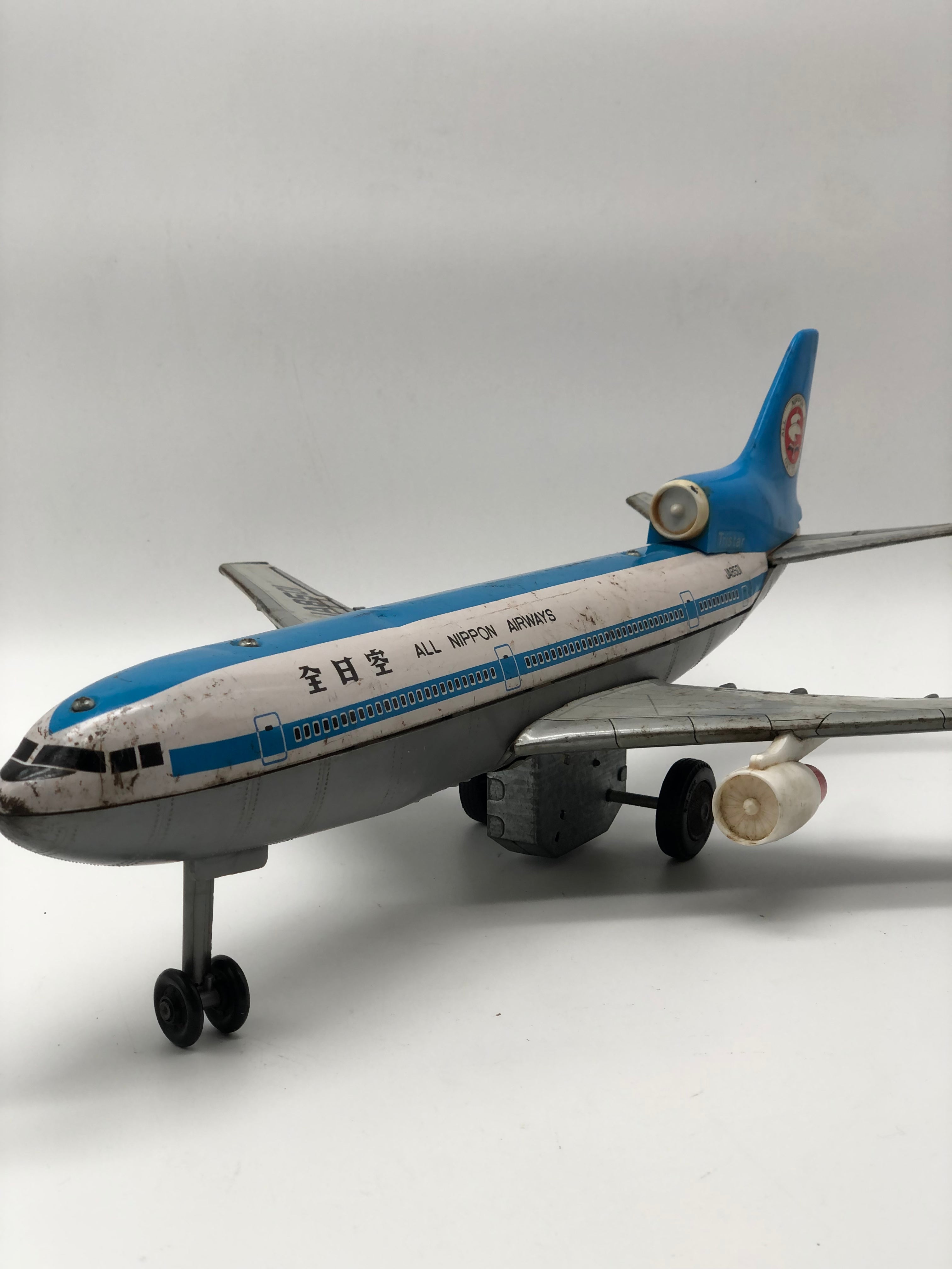 Airplane