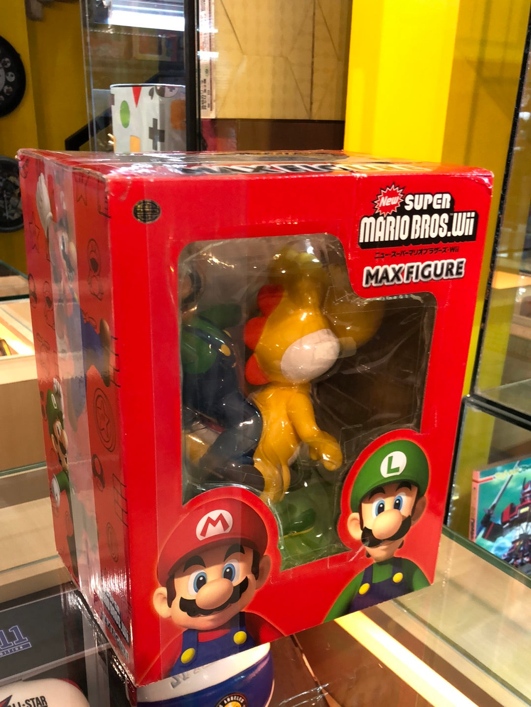 Super mario Bros.wii Max figure luigi