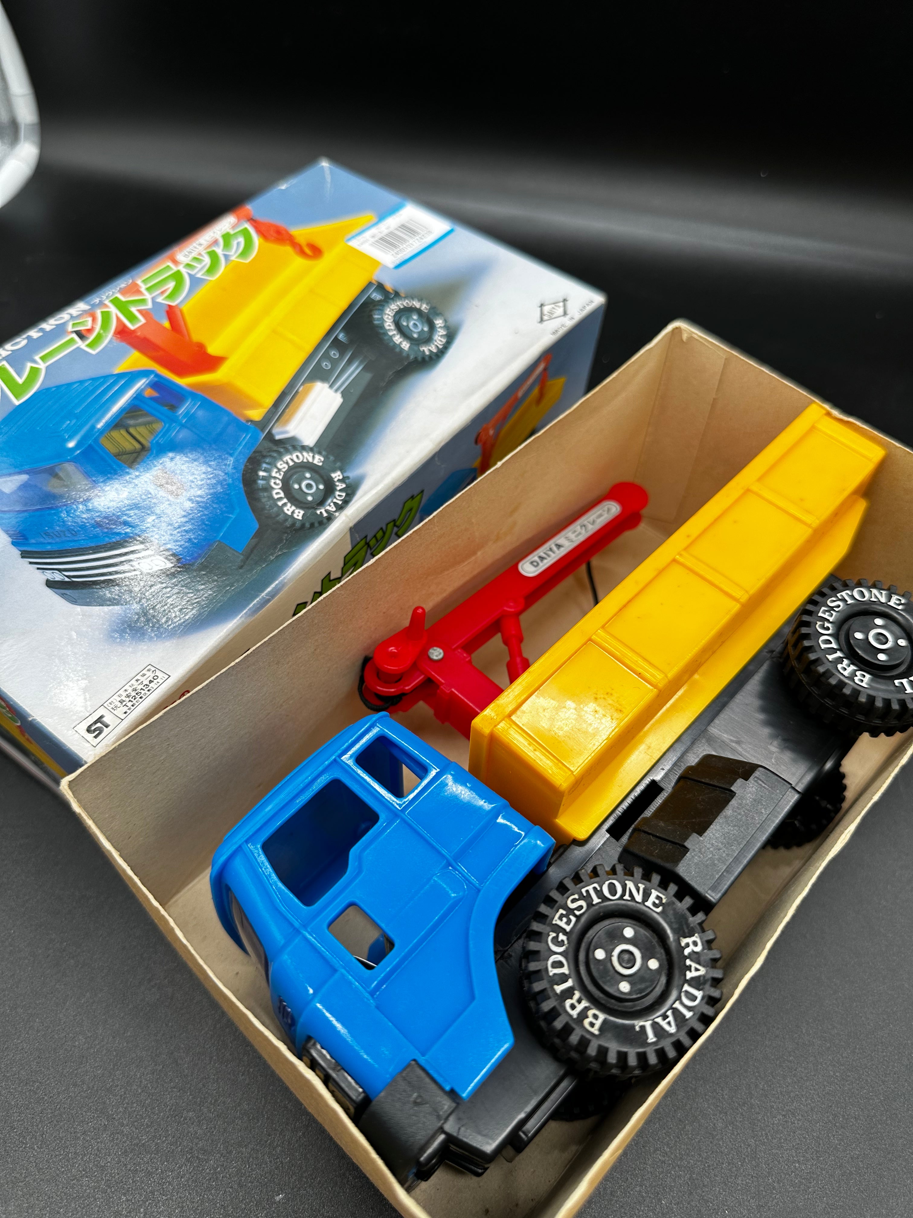 isuzu friction truck made in japan