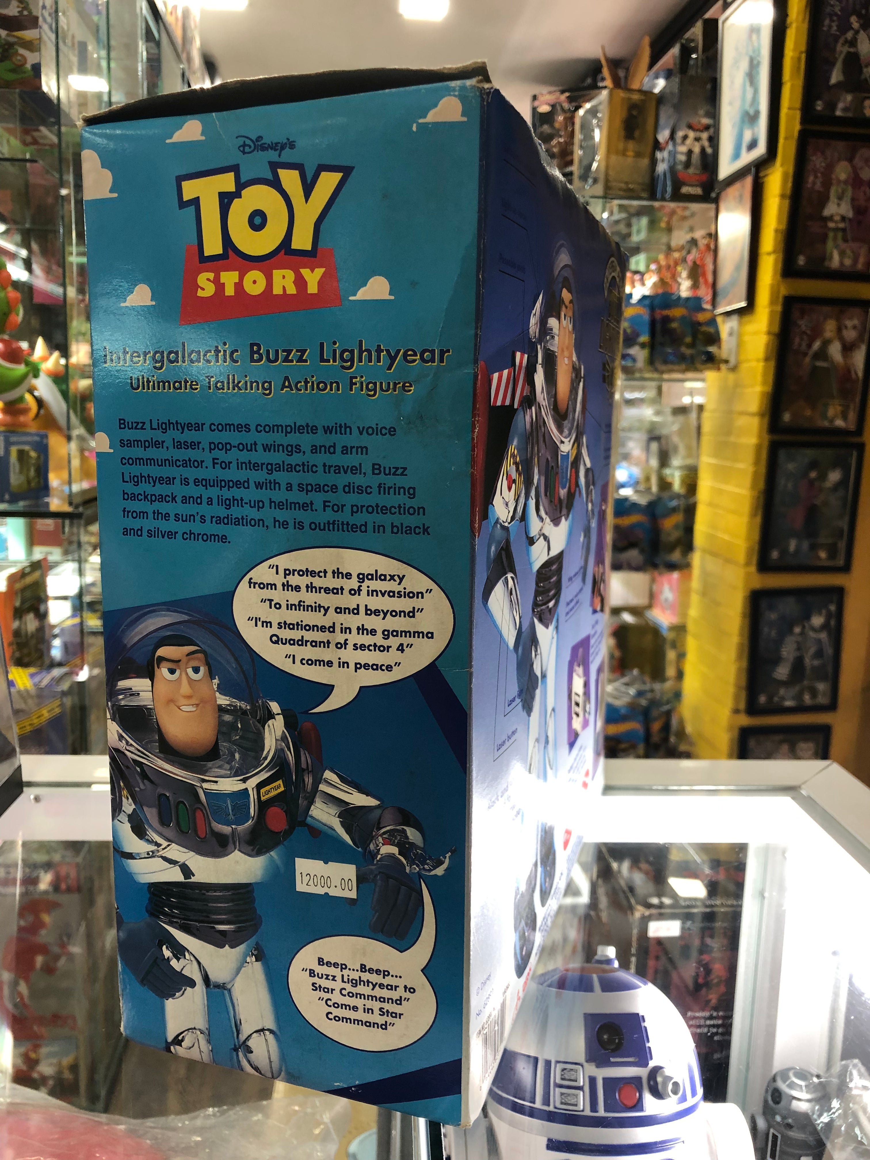 Intergalactic Buzz Lightyear Ultimate Talking Action figure