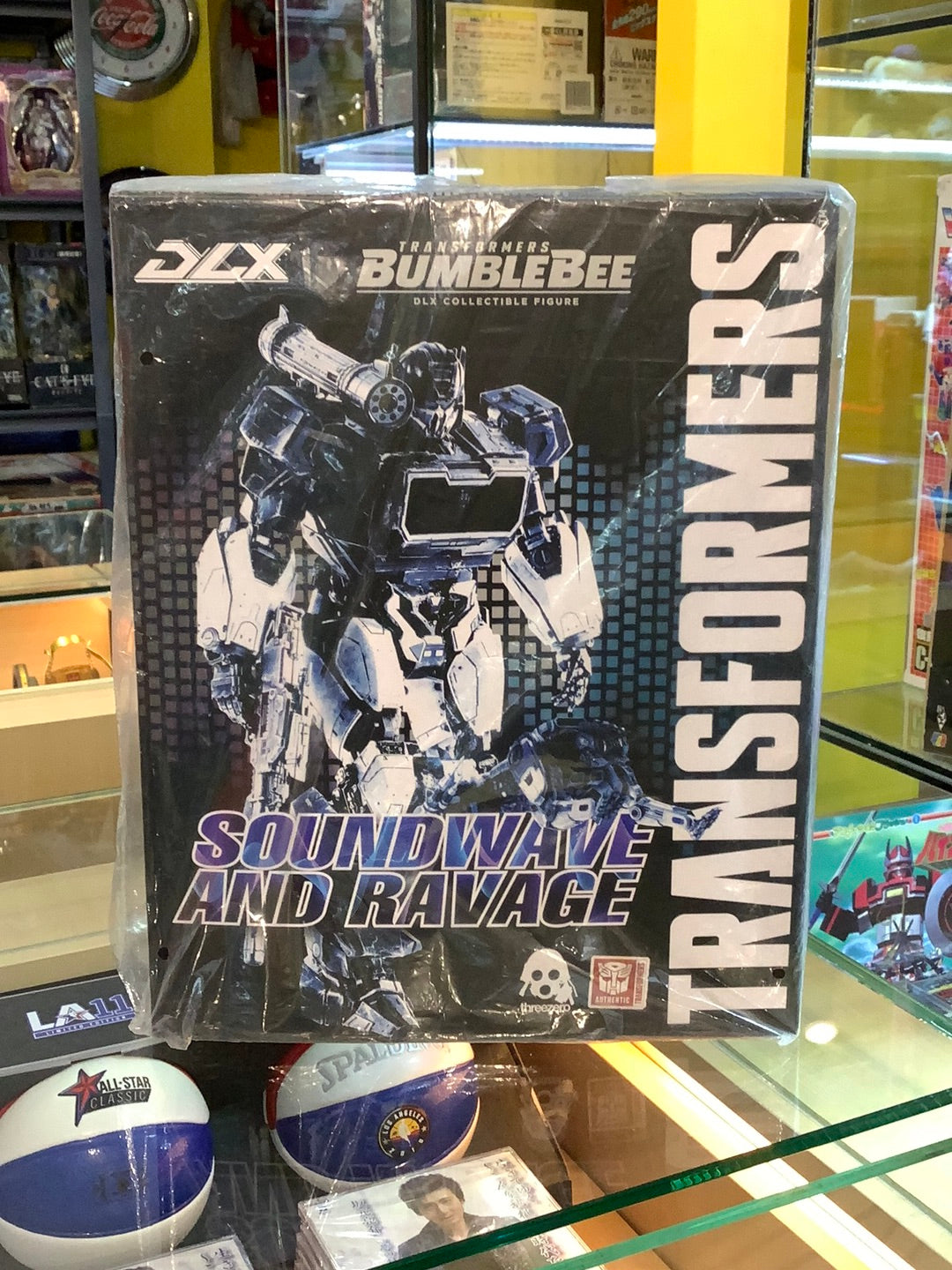 transformers bumblebee DXL collectible figure soundwave and ravage