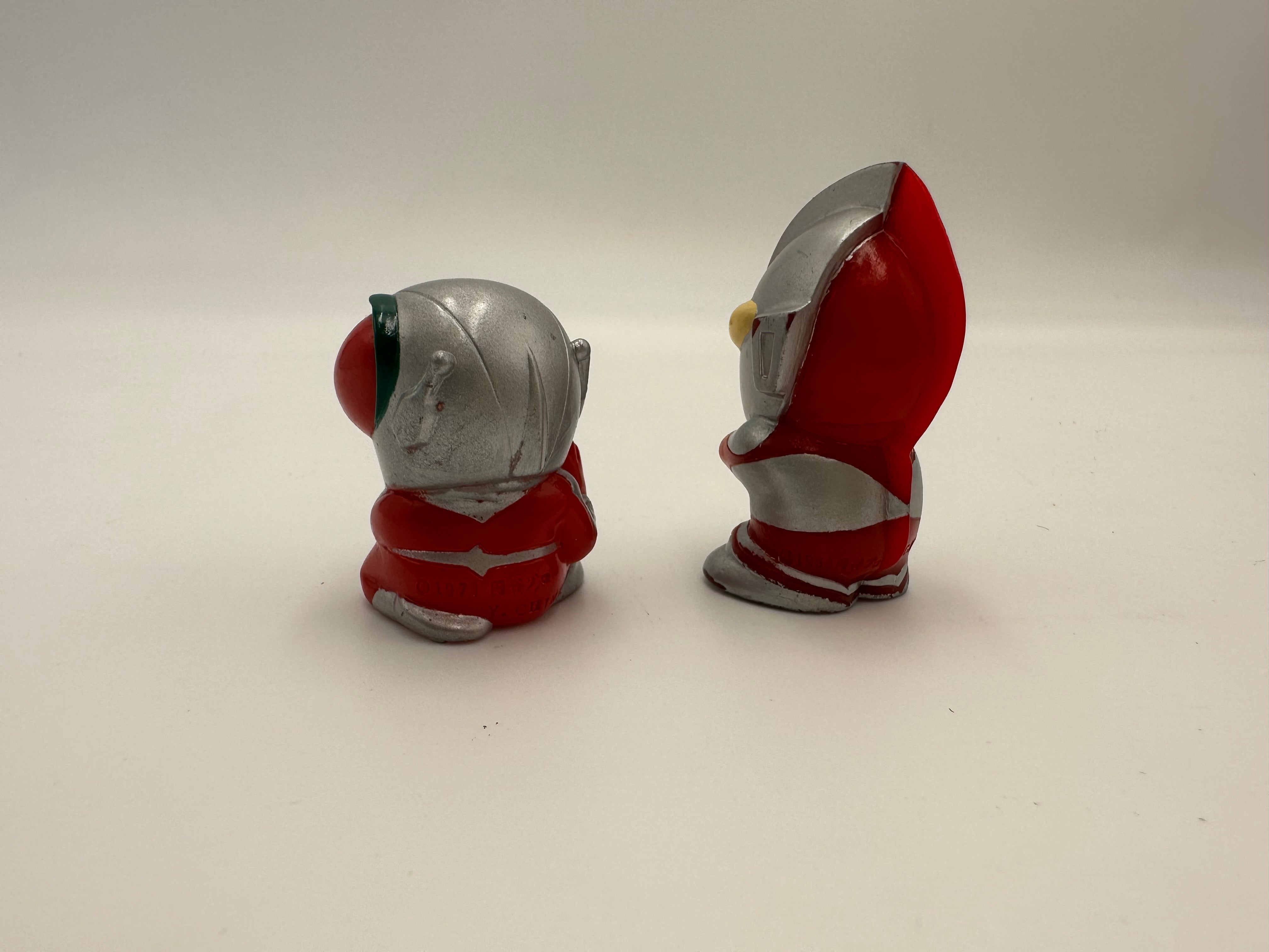 ultraman x magmaman finger puffet chibi