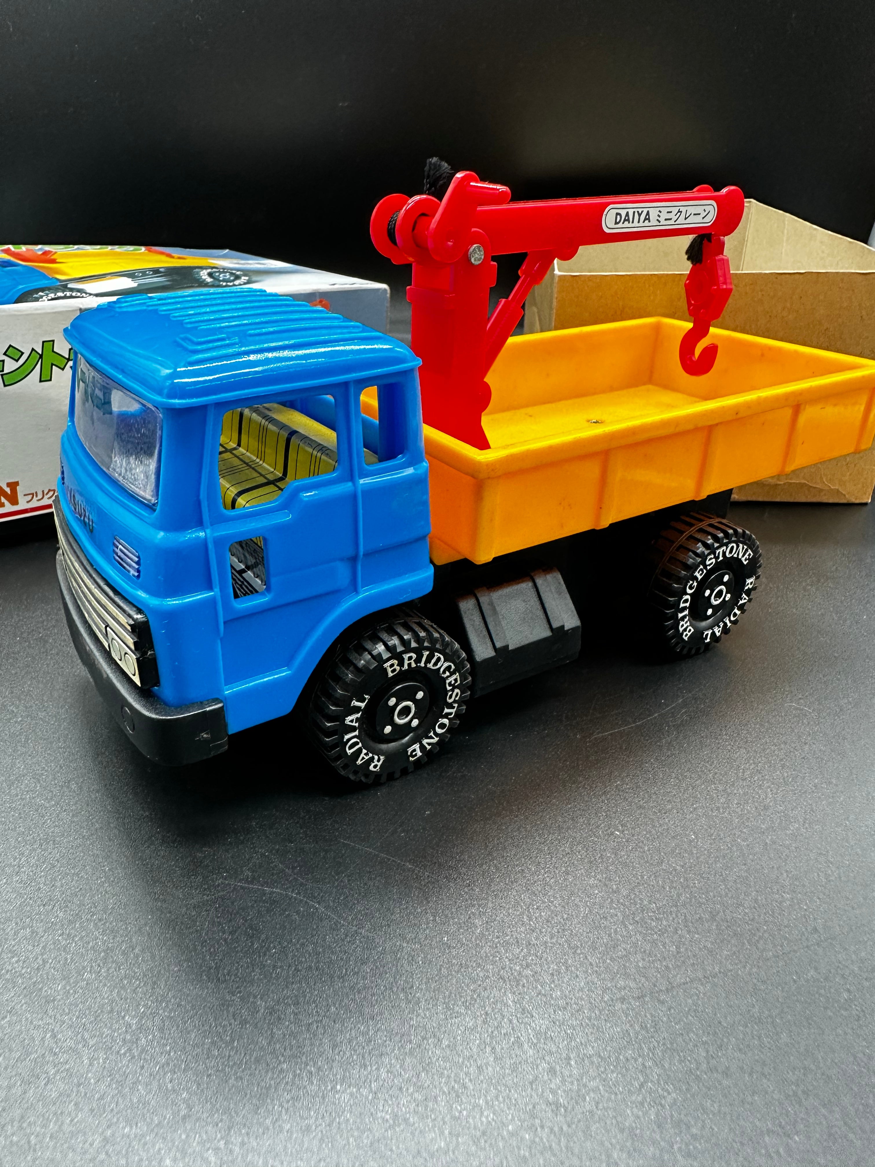 isuzu friction truck made in japan