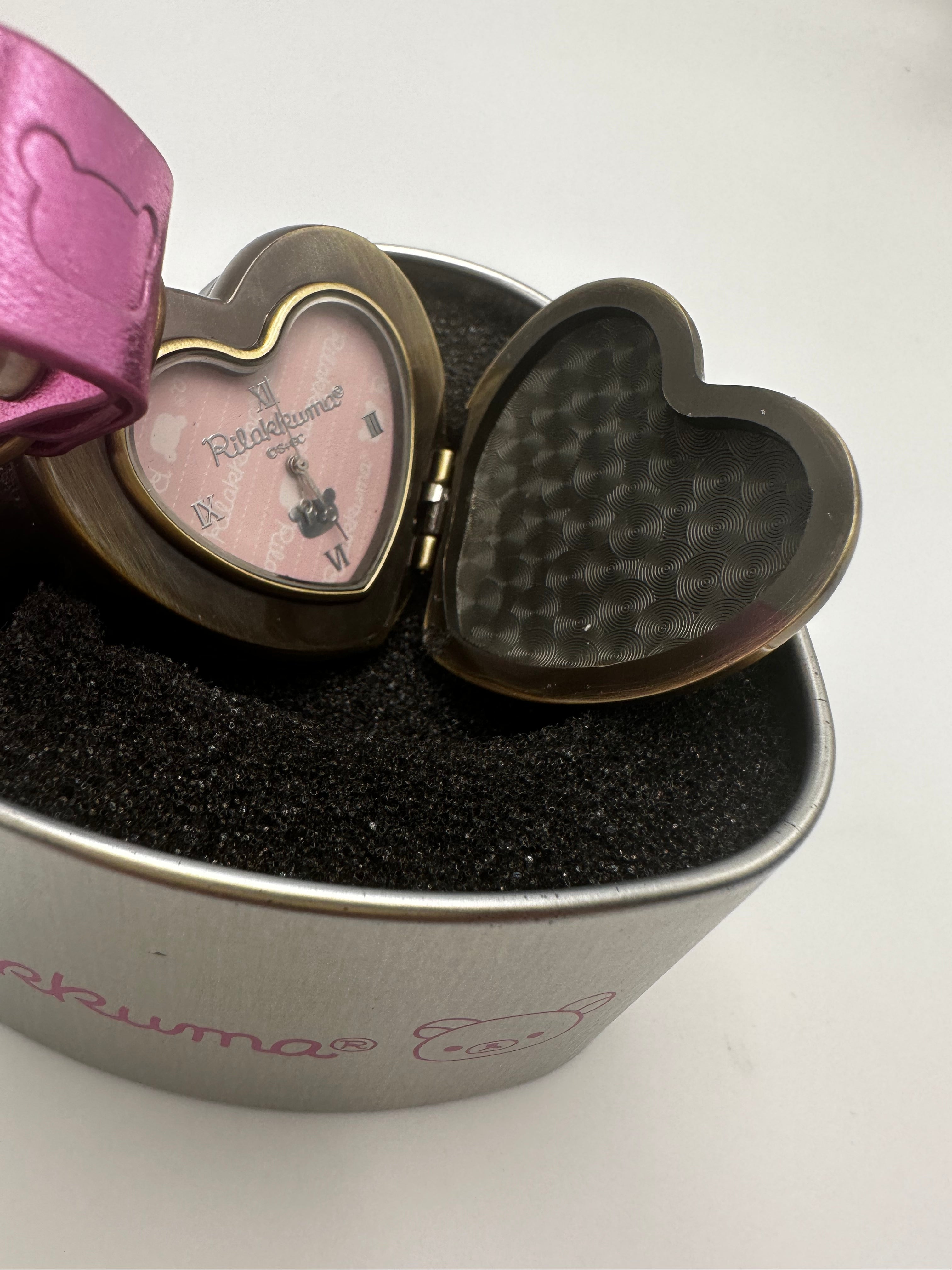 Rilakkuma pocket watch diecast