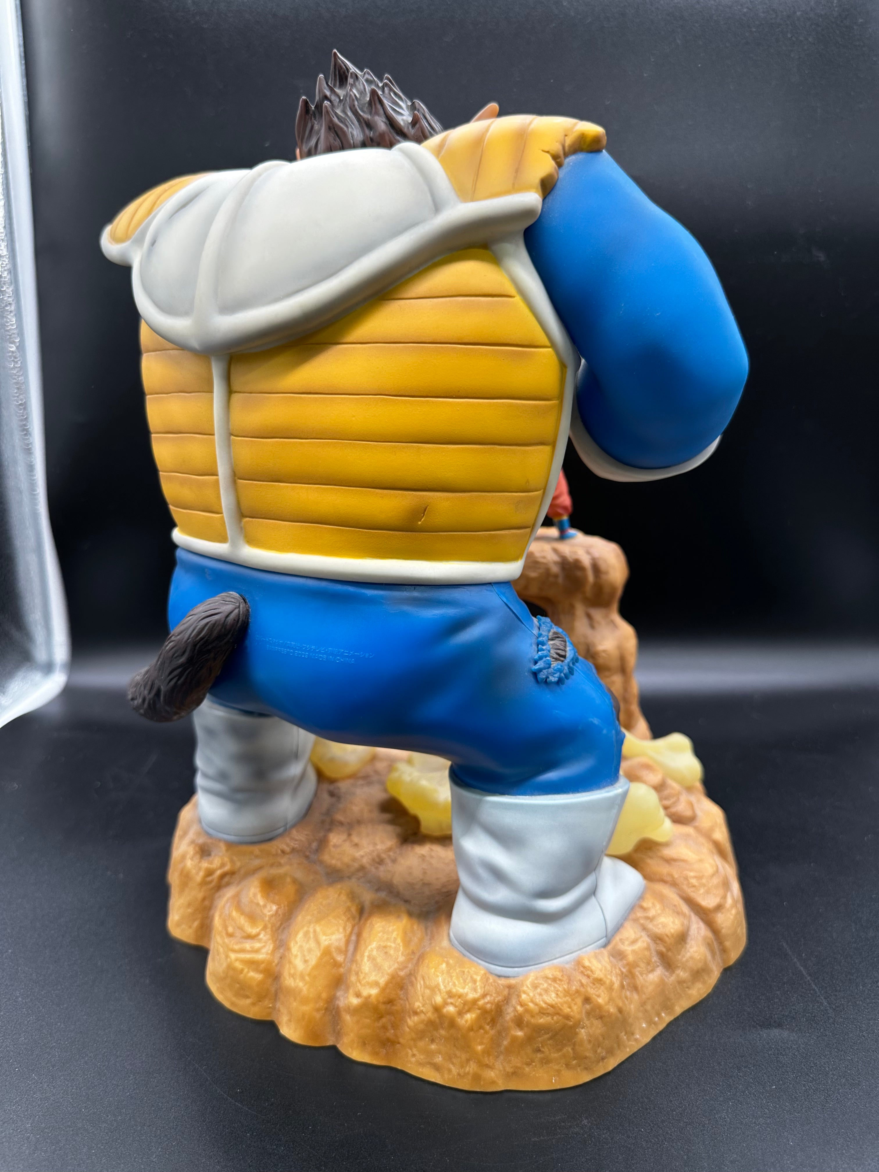 Banpresto - Ichiban Kuji Dragon Ball Showdown edited by A-Prize Daisaru Vegeta Vs Son Goku figure