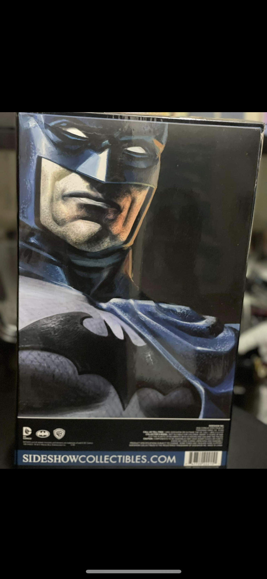 Rare SIDESHOW BATMAN SIXTH SCALE FIGURE
