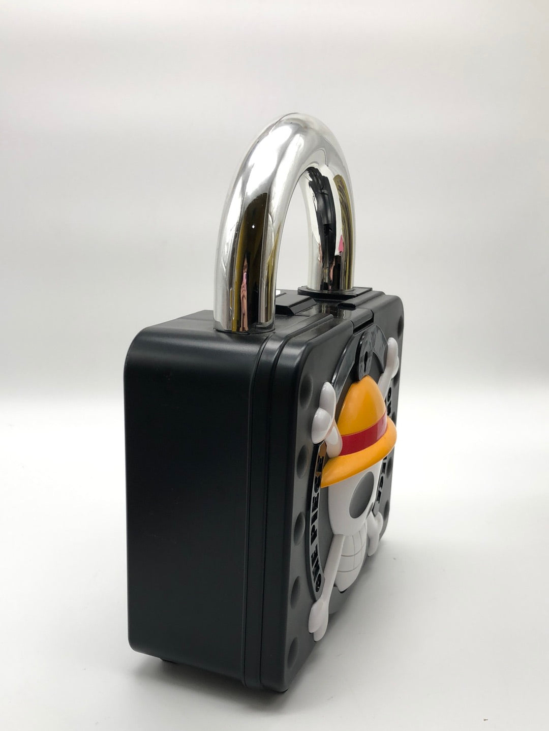 One Piece Lock Box