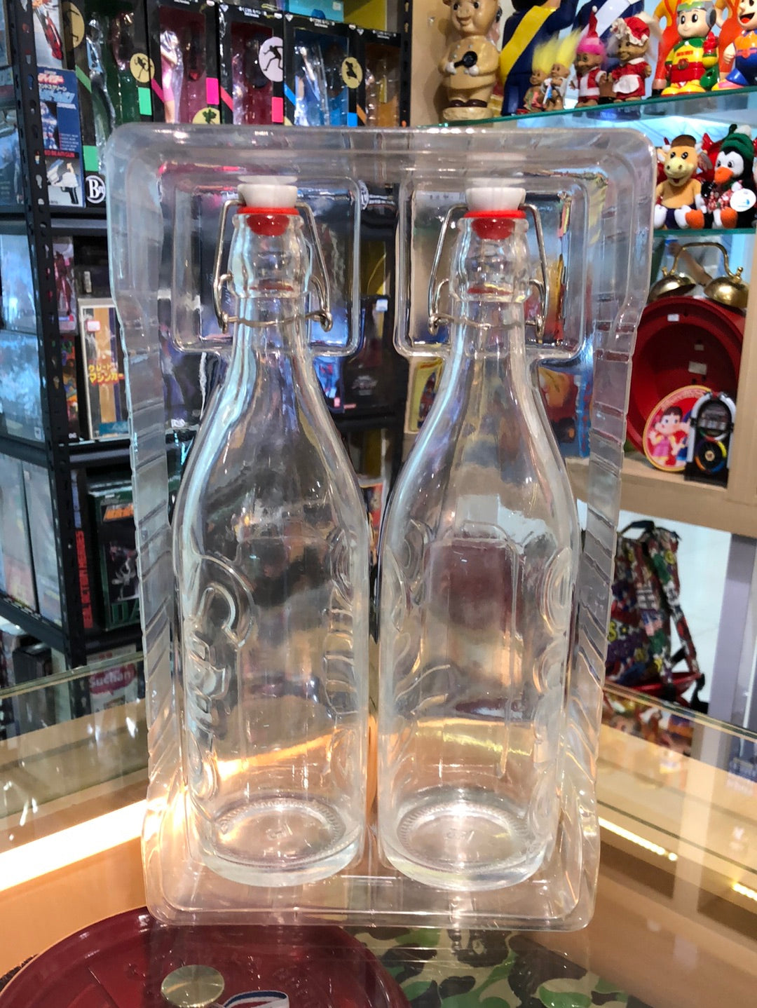 Supreme swing top bottle