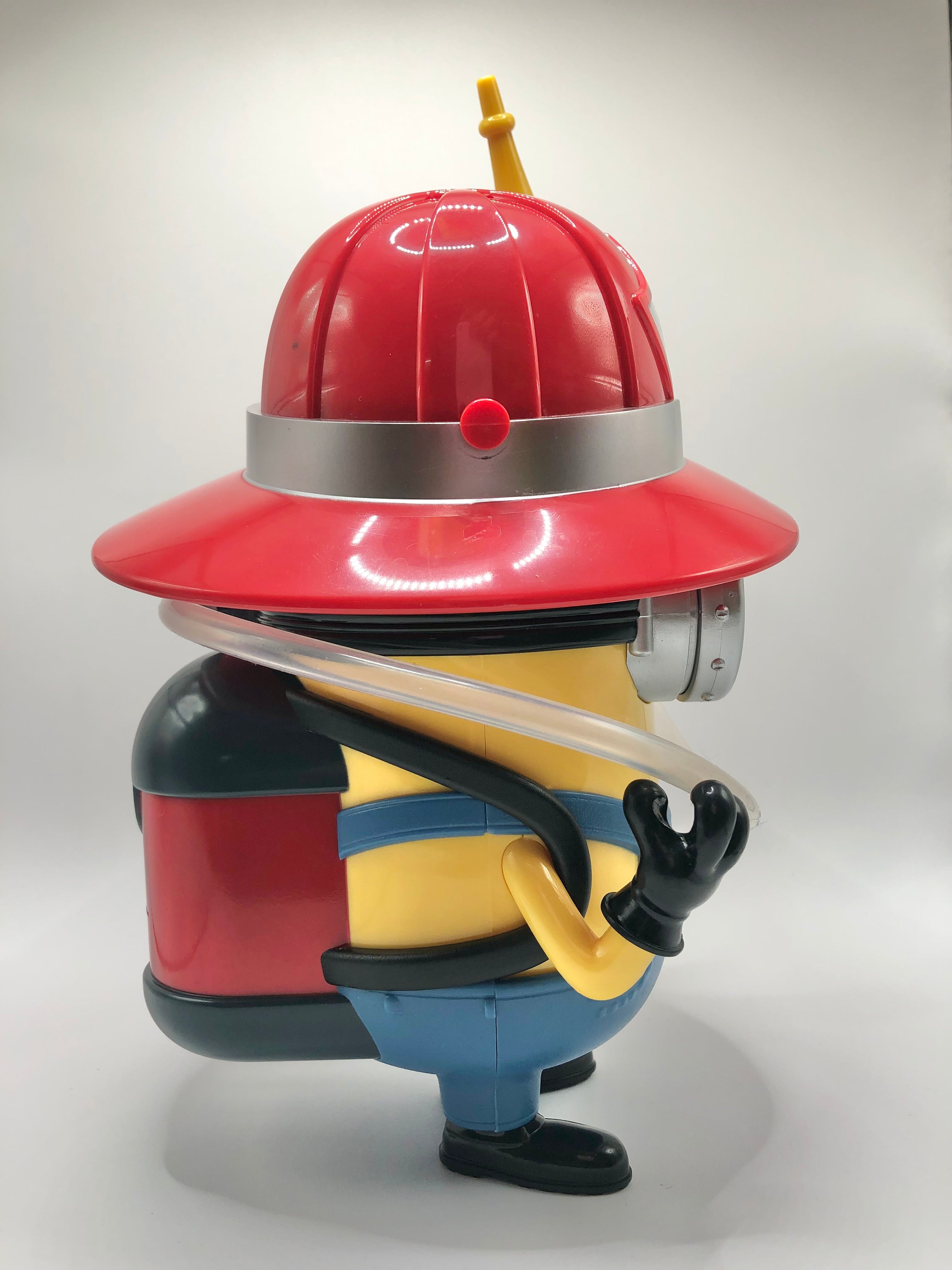 Despicable Me Firefighter Minion Drink Bottle 2018 Universal Studios