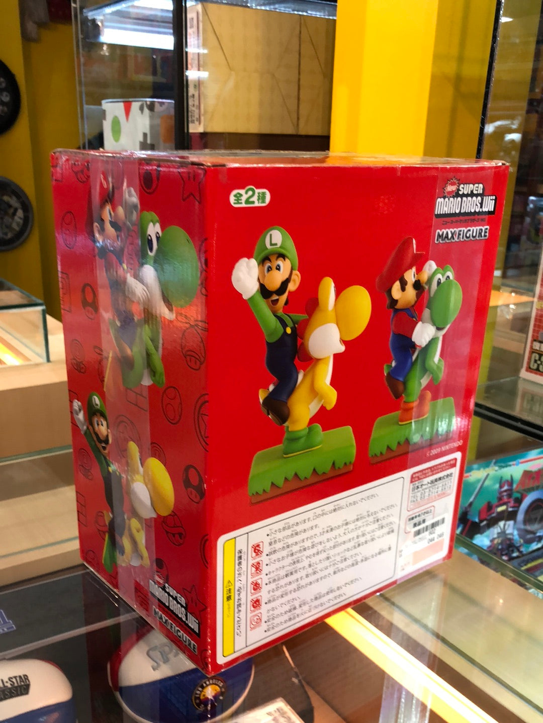 Super mario Bros.wii Max figure luigi