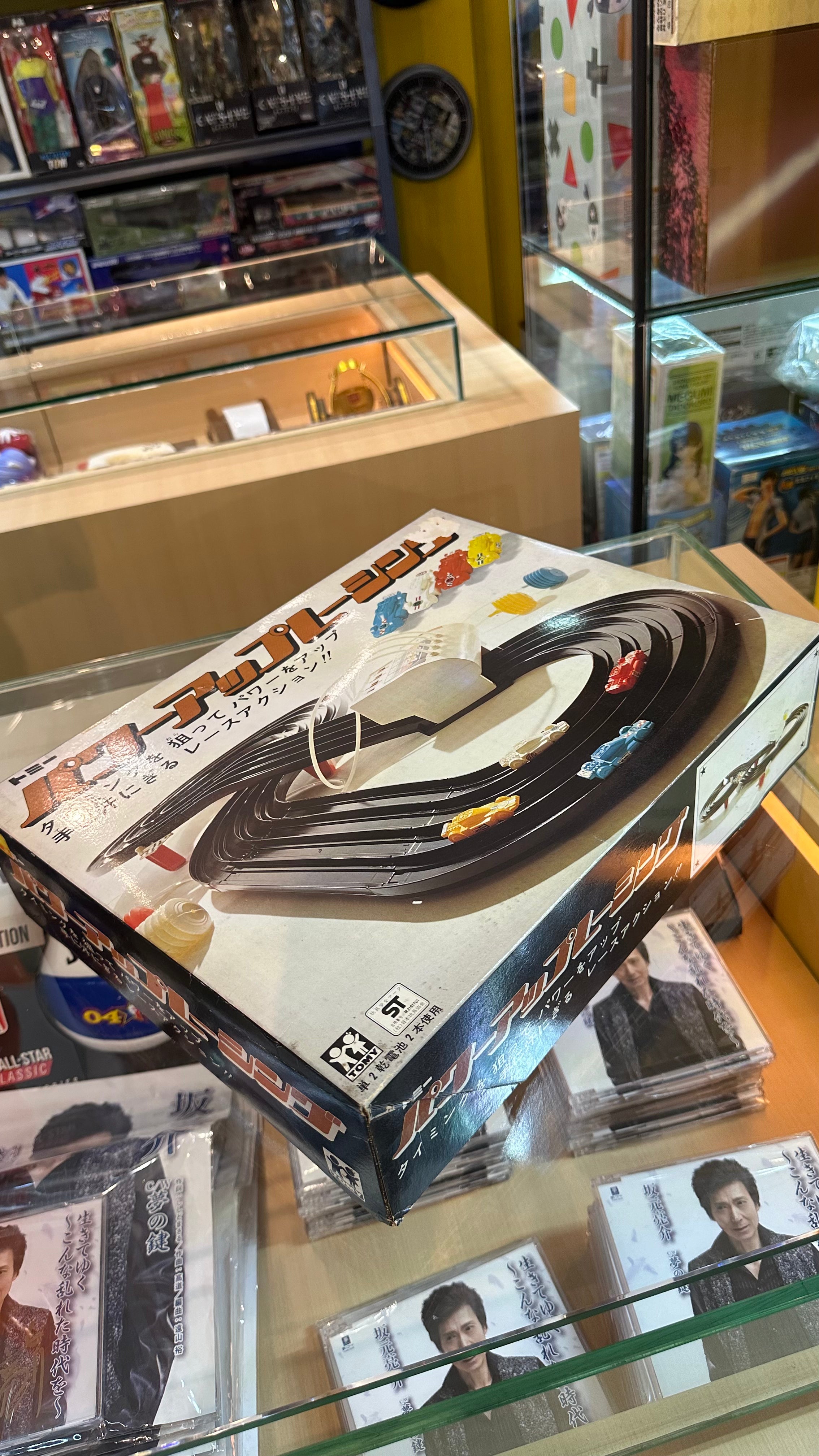 Tommy Power Up Racing Showa Retro