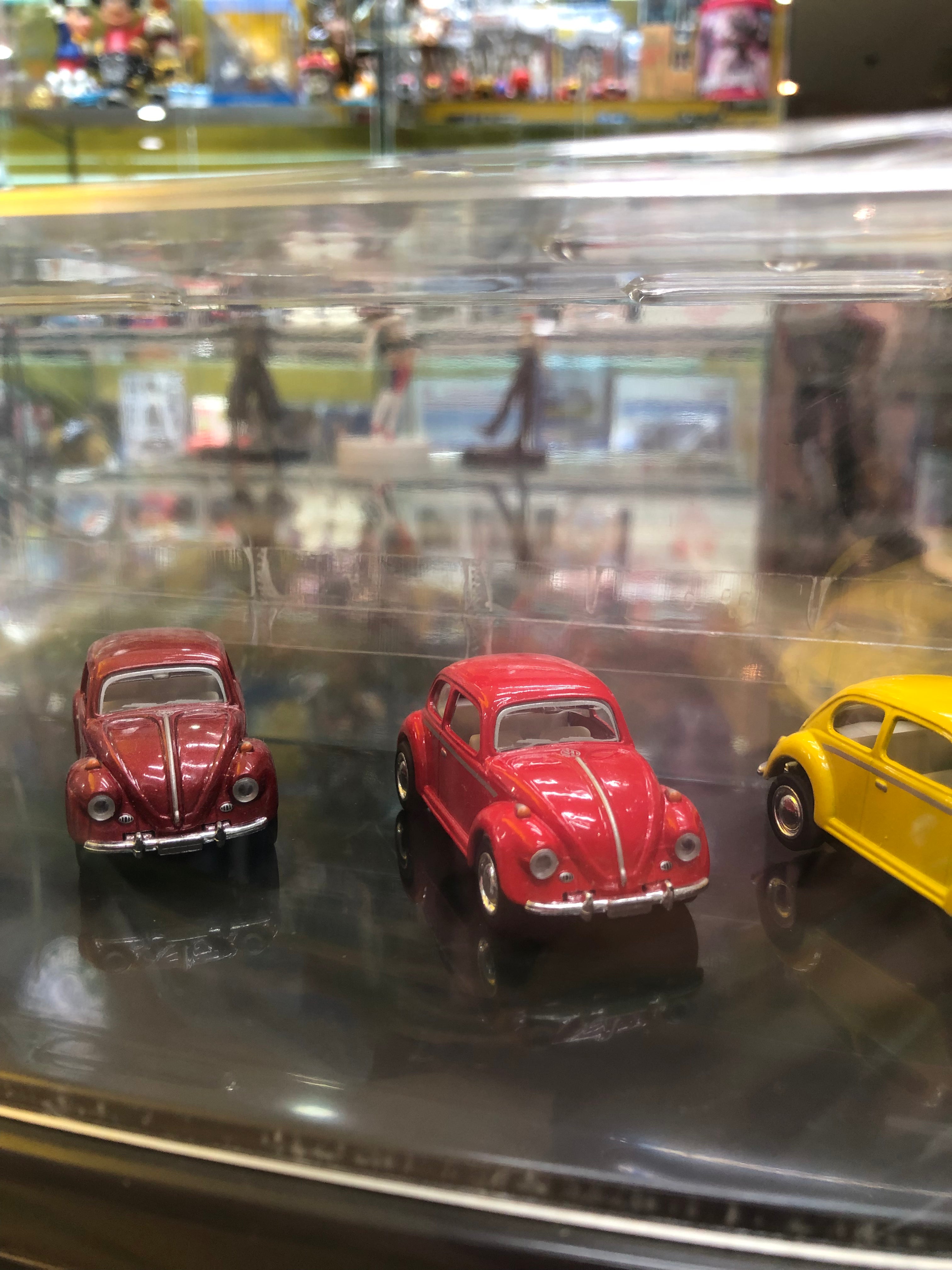 Mini car set with acrylic