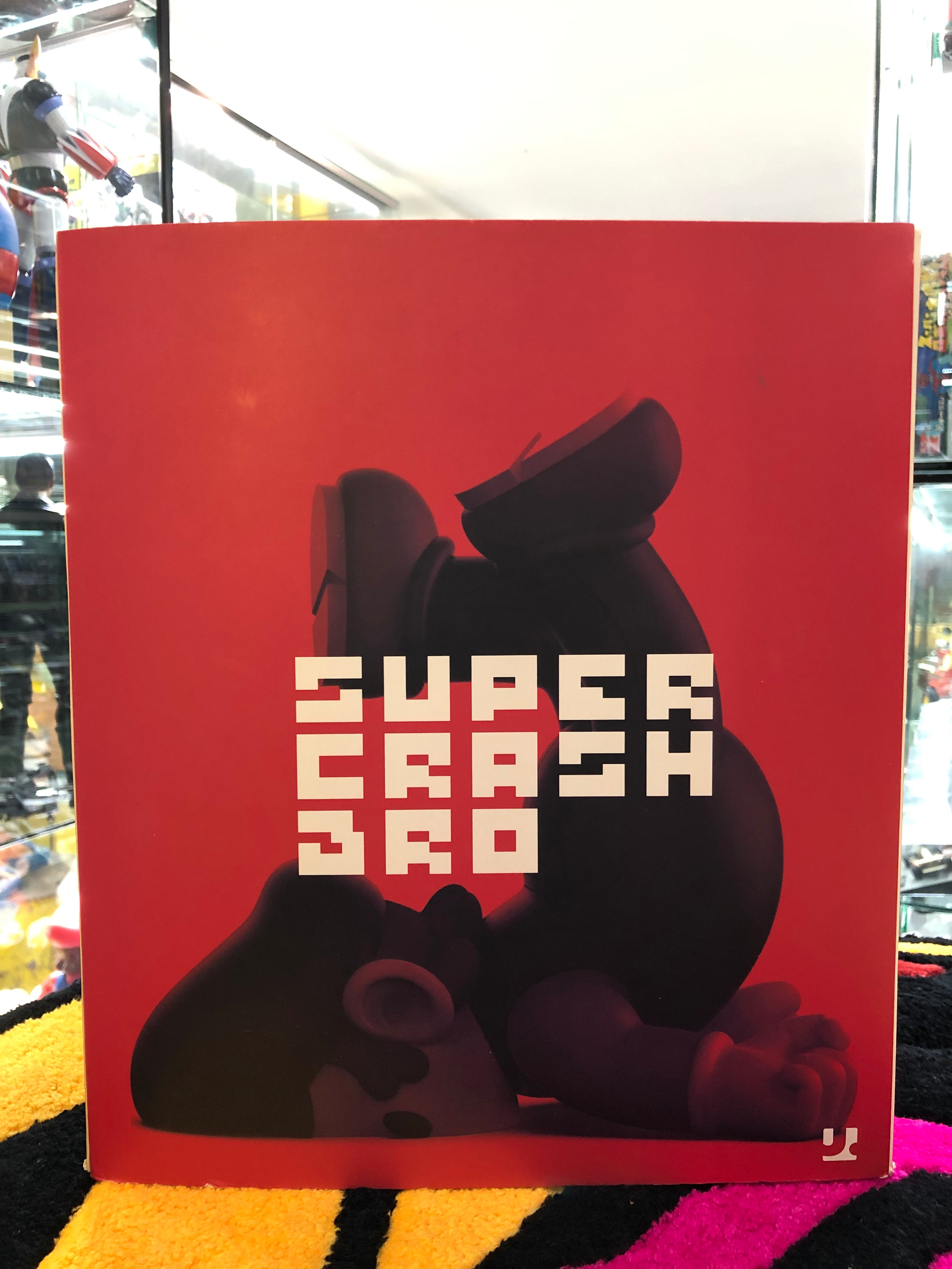 Super crash and a new vinyl toy at dosh divine