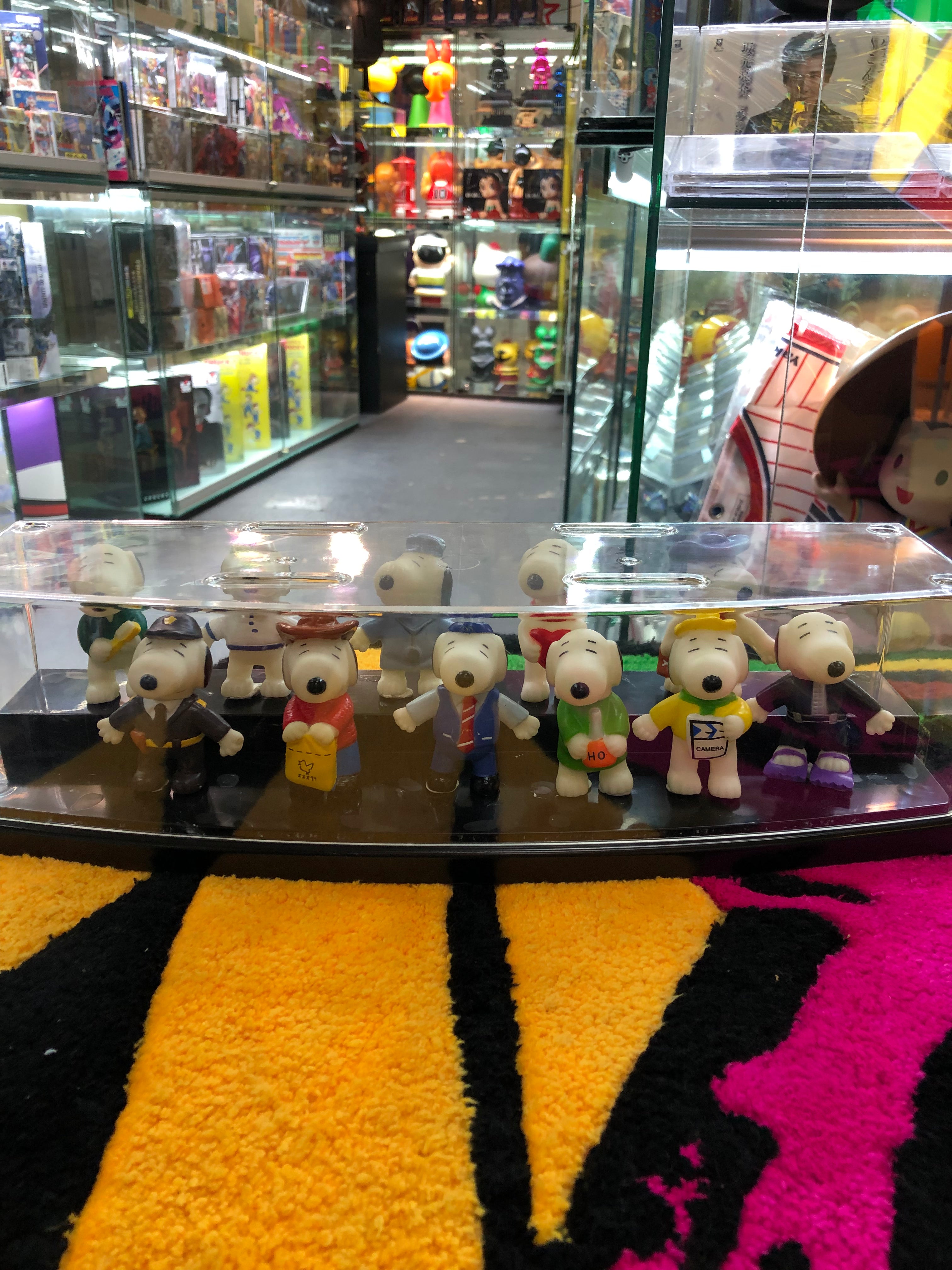 snoopy set of  11