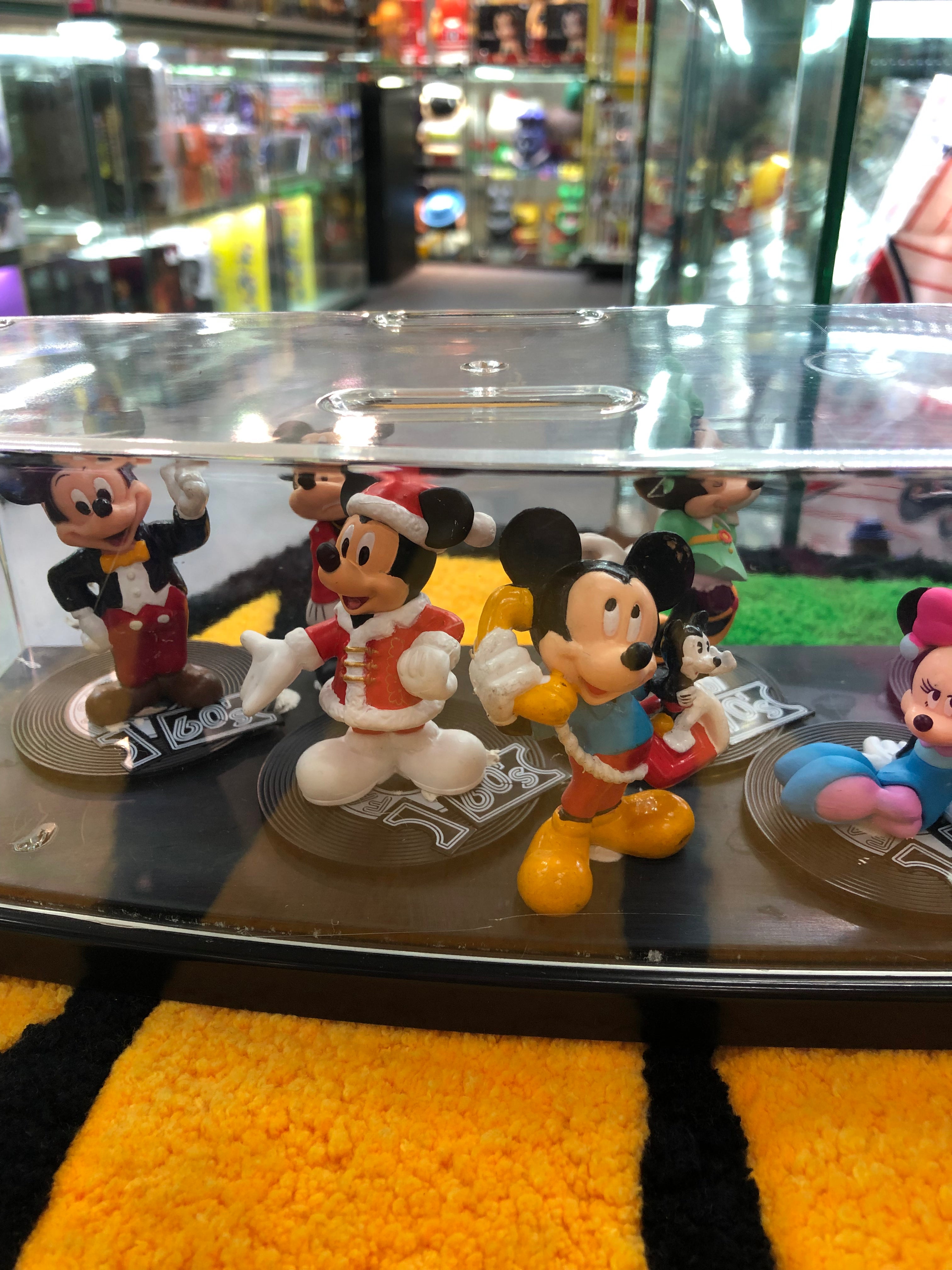 mickey set of 11