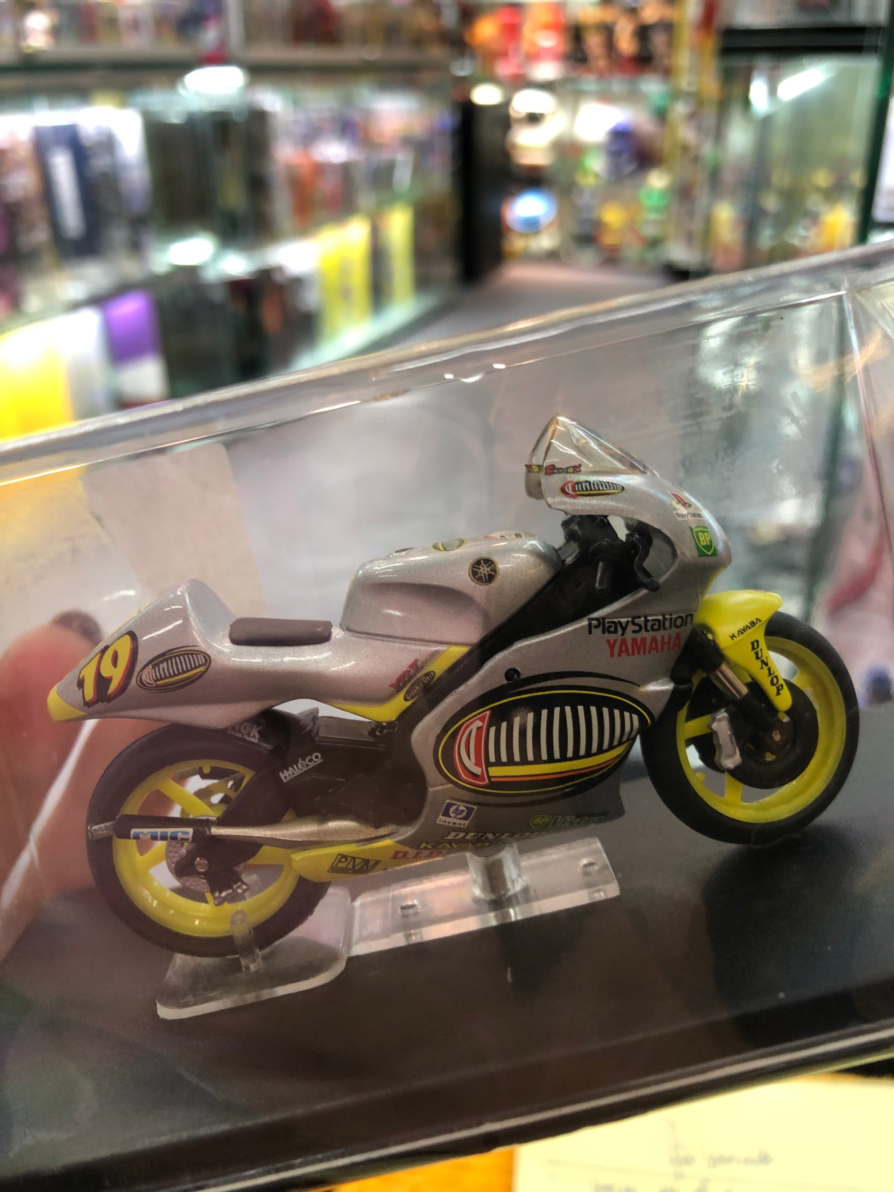 YAMAHA YZR250 Oliver Jacque 2000