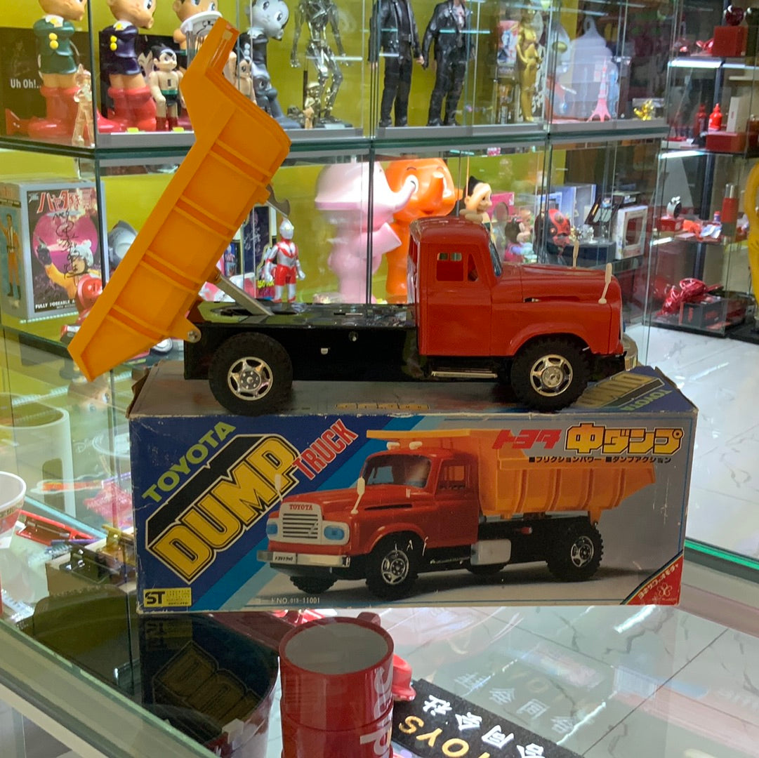 Tin Toy  Toyota