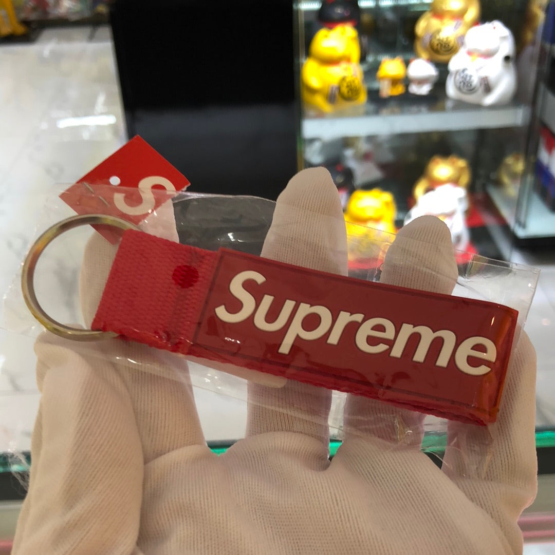 Supreme Webbing Keychain
