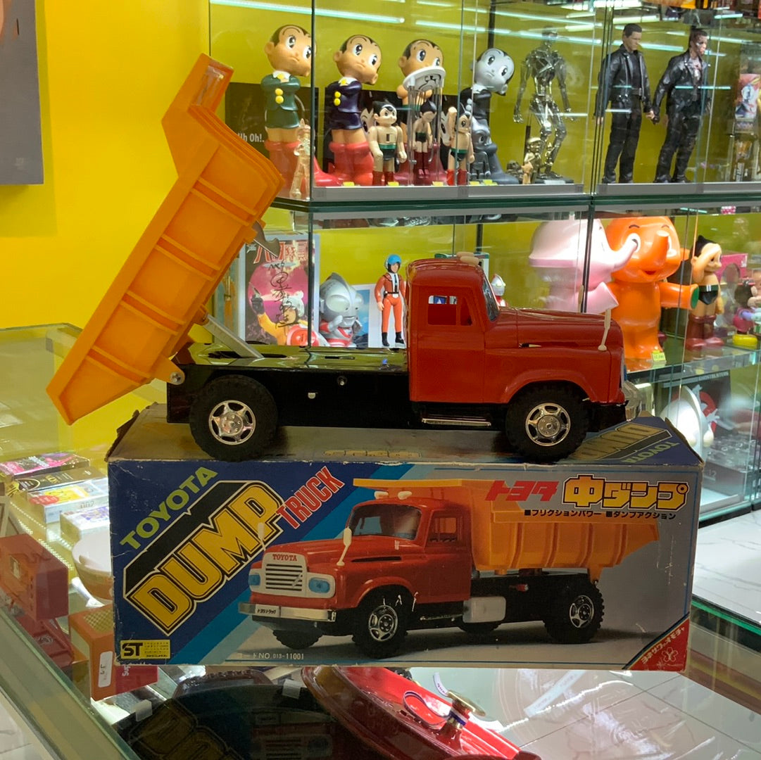 Tin Toy  Toyota