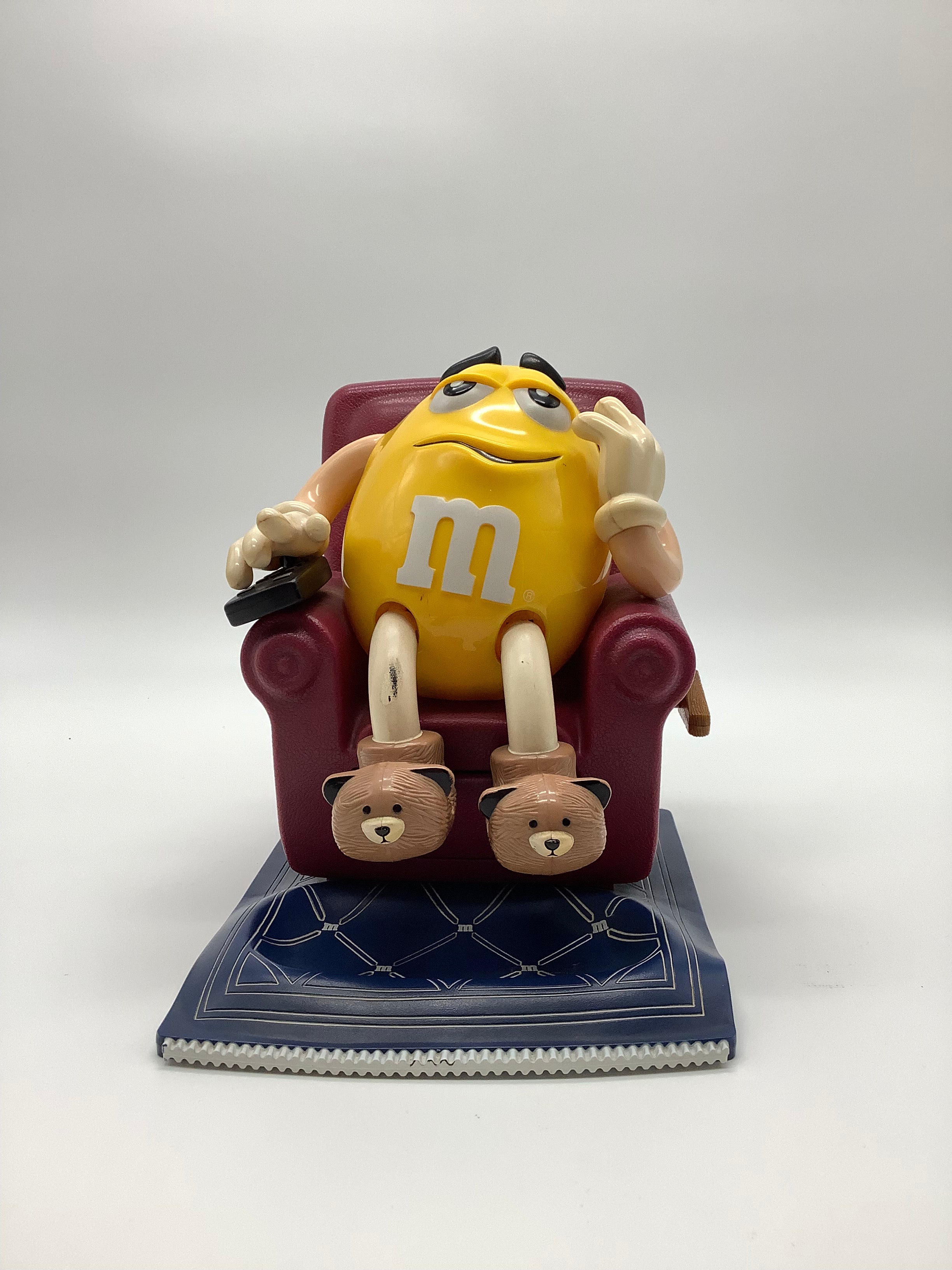 M&M